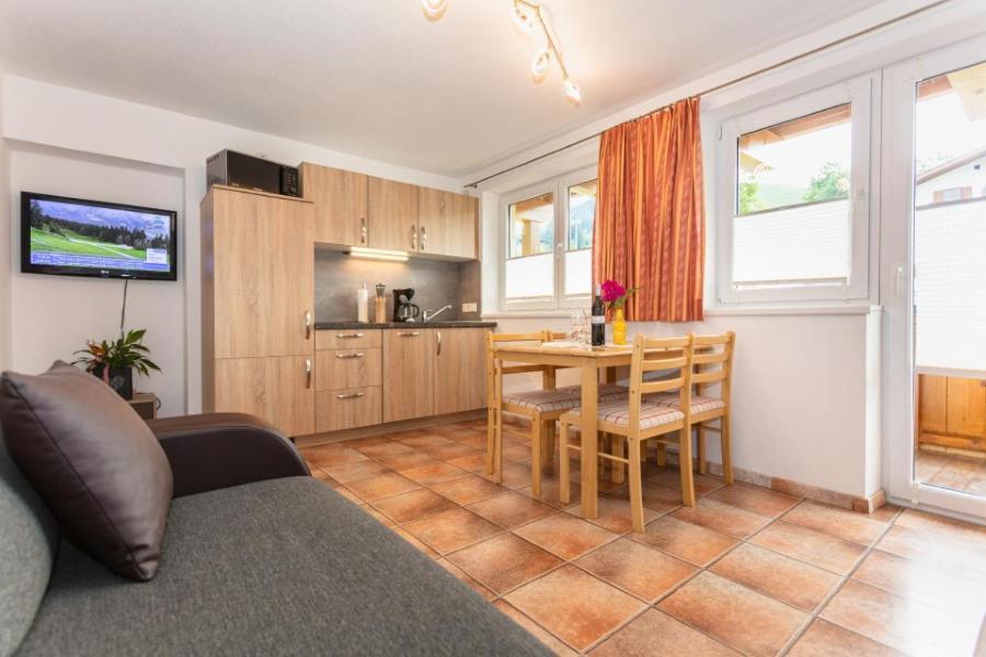 Haus Machreich Apartamento Maria Alm am Steinernen Meer Exterior foto